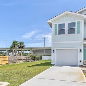 Pier Paradise Holiday home